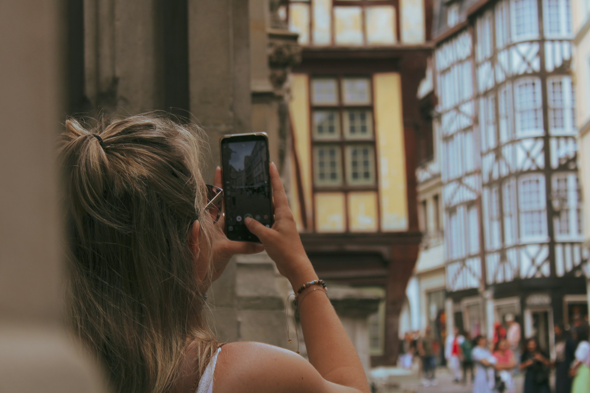 niels-bosman-kyL4CsXXK_U-unsplash